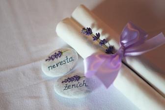 handmade menovky na stôl