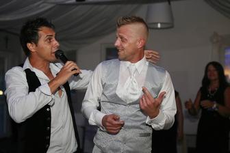 o zábavu sa postaral spevák Marco Pillo so skupinou