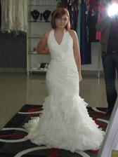 la sposa 2010-lago..pekne ale na saticky okolo krku som veelmi nizka..