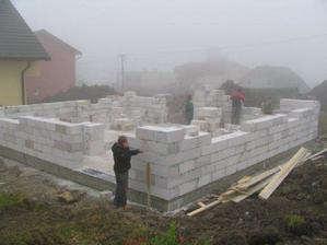 Dostavil sa aj Villy Fog