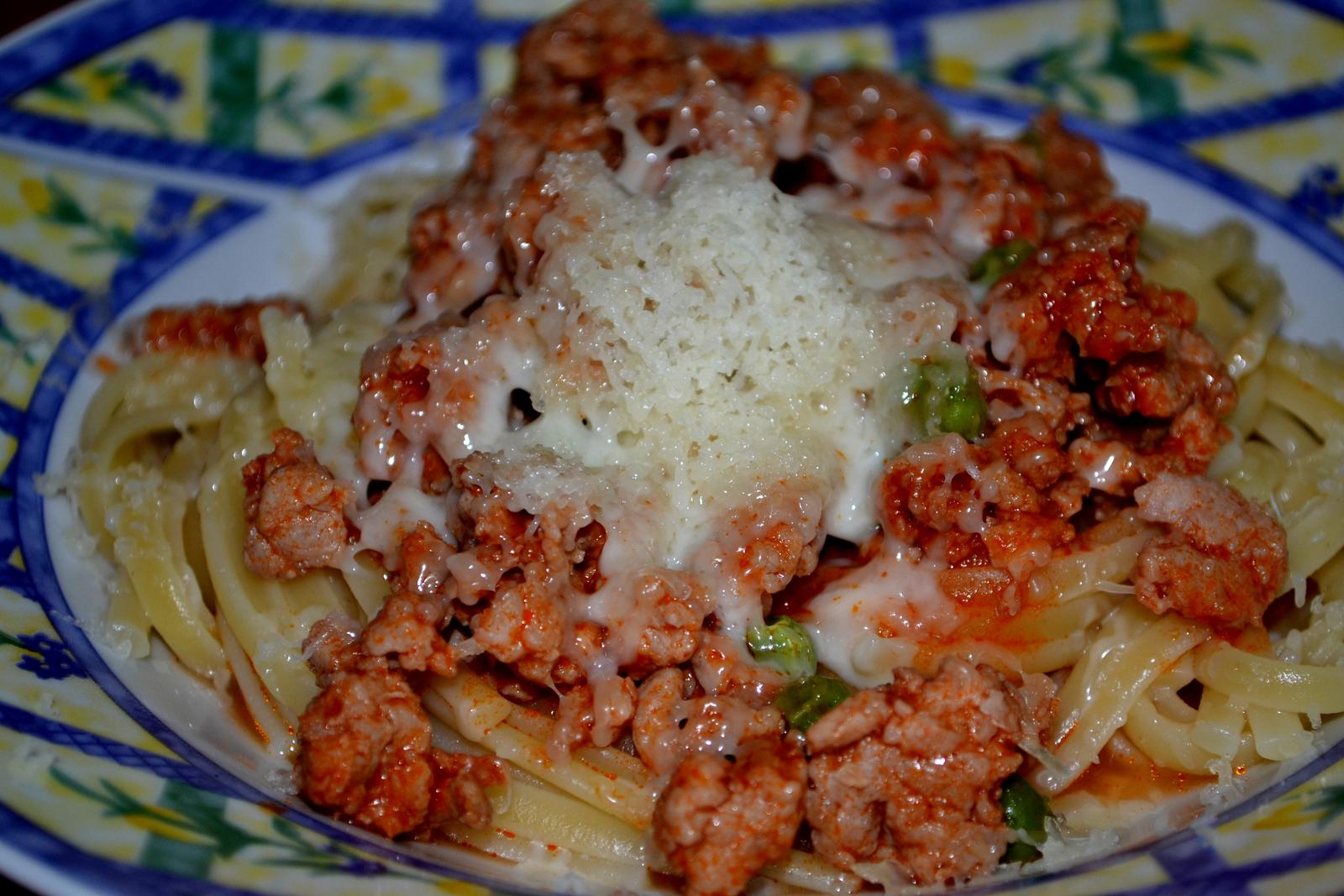Degustační požitek - dietní oběd, špagety s mletým krůtím masem a sýrem