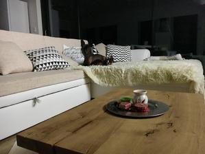 Zboží vybaleno a vyřízeno, administrace taky, uklizeno je taky, na volby kašleme, tak teď až do neděle budeme relaxovaat