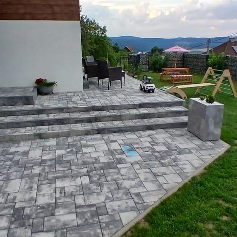HOUSE - HOME