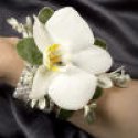 pre druzicky,ale s umelou orchideou