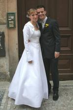 Odcházíme na radnici. Sami, pouze za doprovodu partnerů našich svědků