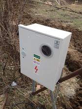 06.04.13 ... a už máme aj elektriku :)