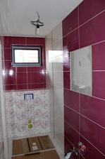 16.02.14 ... a takmer hotovo .. ešte osadiť wc, batérie, skrinky a umyť :)