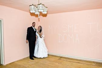 to sme kričali na kameru - my sme tu doma... nápad našho kameramana... perfektne to zostrihal