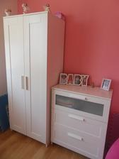 skrina a komoda v detskej izbe (ikea)