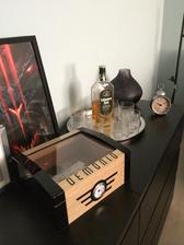 vcerajsi nakup v IKEA .. svetlo, budim a whiskey sklinky.. no snad to bude poriadne chlapske :D