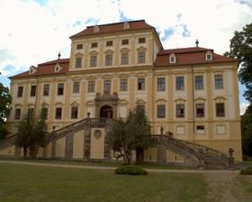 Tady bude obrad - Zamek Cerveny Hradek