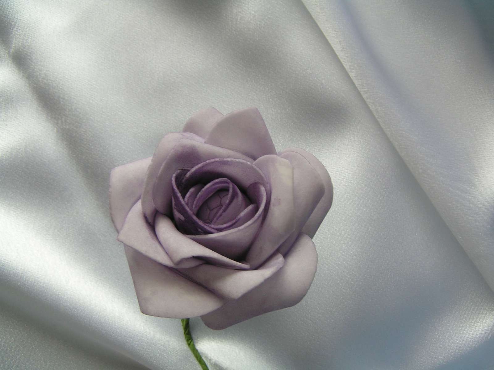 Světle fialová pěnová růže, 7 cm květ - Obrázek č. 1