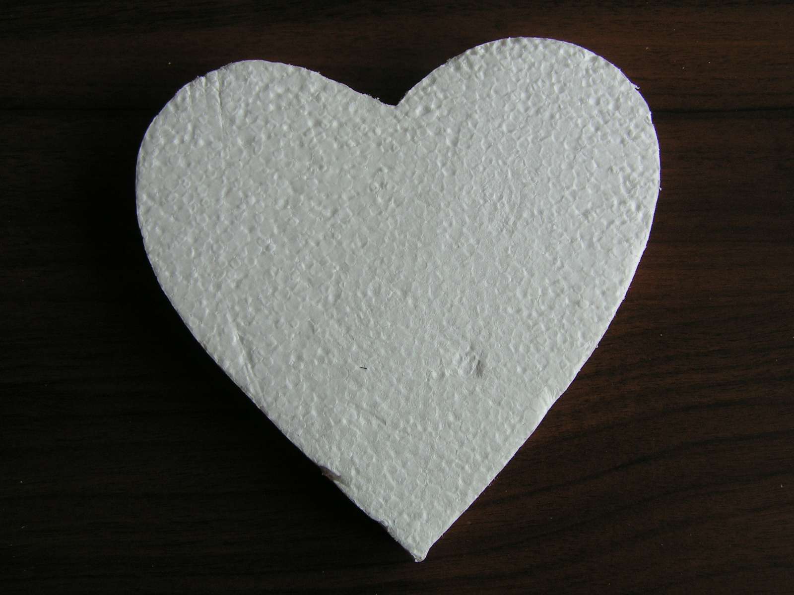 Polystyrenové srdce cca 15 cm - Obrázek č. 1