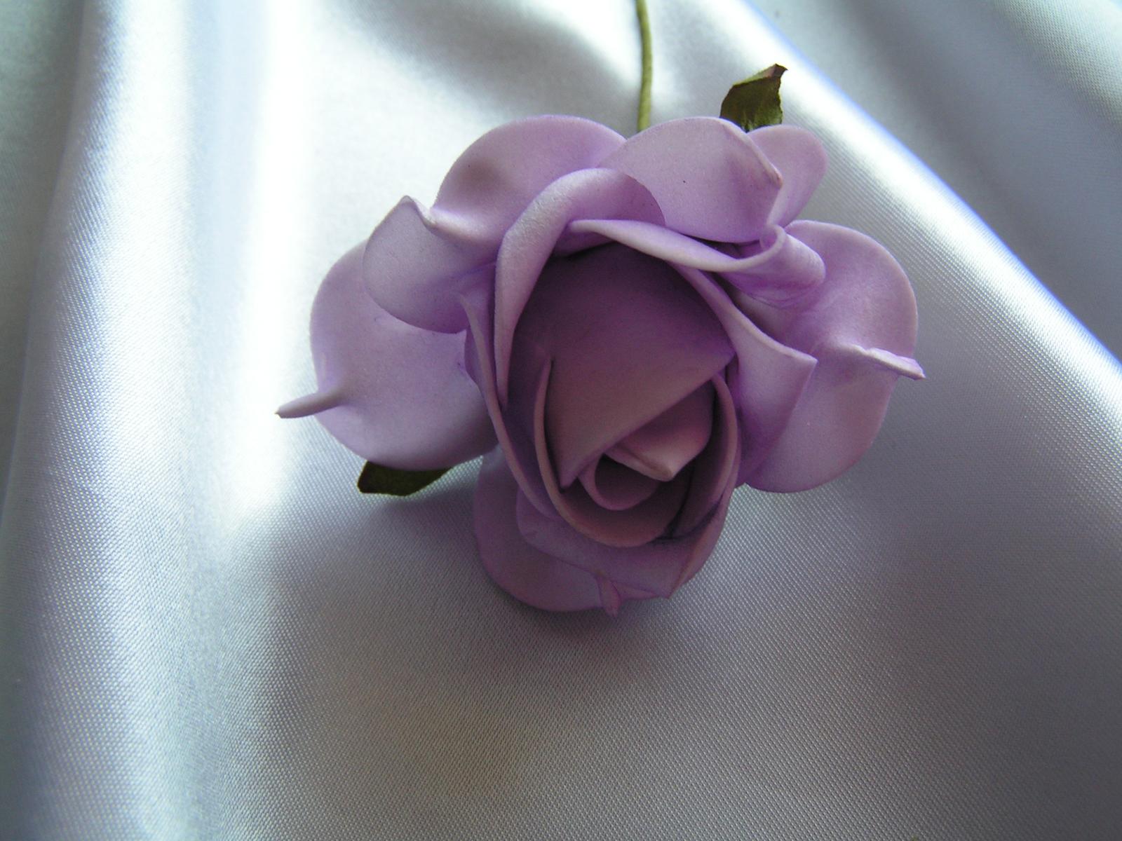 Světle fialkové pěnové růže - 7 cm - Obrázek č. 2