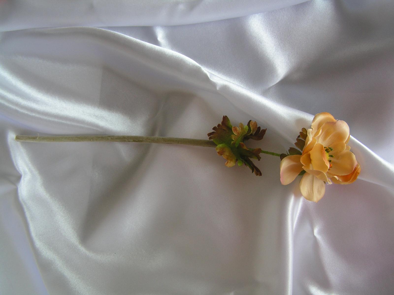 Umělá květina - anemon - Obrázek č. 2