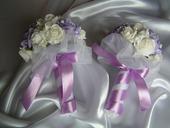 Kytice z pěnových růží, 