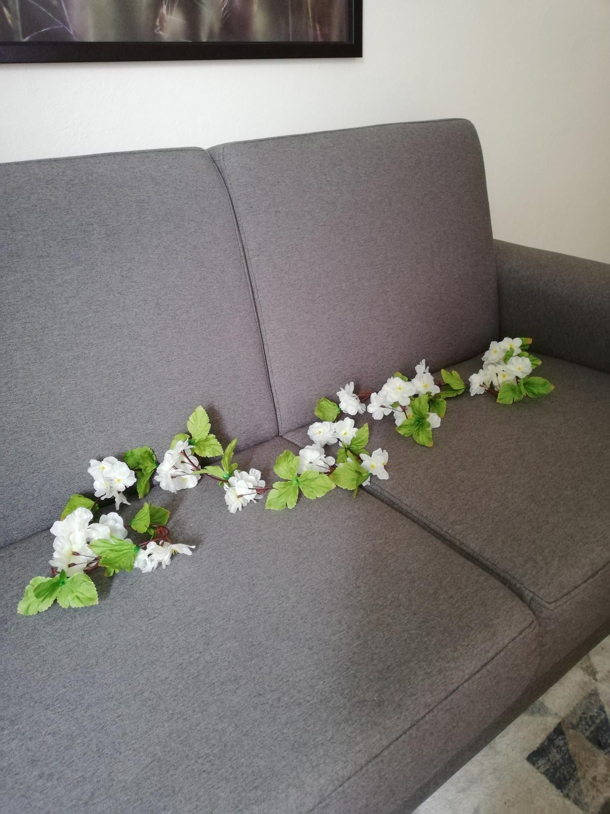Girlanda třešňové květy 220 cm - Obrázek č. 1