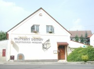 tady bude svatební hostina
