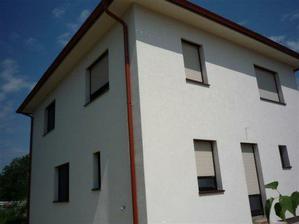 7 2009 s hotovou fasadou