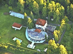 Ermi Hotel, Jince