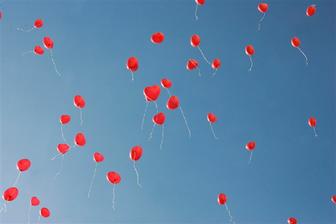balony budu - mileho stryko donesie helium