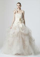Vera Wang - Dovima