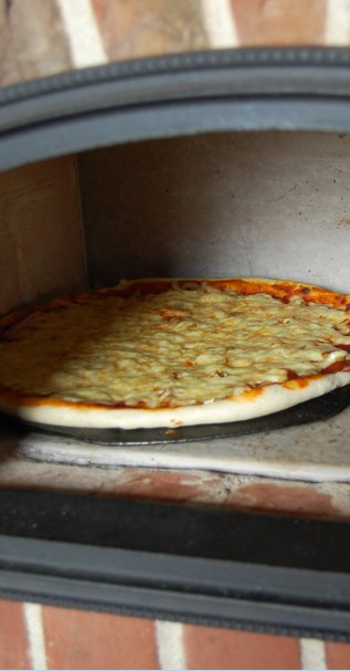 Moniik - konecne par obrazkov Nasej Finskej pece - Pizza