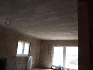 strop v obýváku natáhlé lepidlo, 55m2