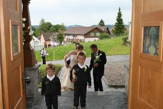 vchadzanie do kostola