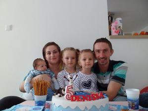 už sme komplet rodina:-)