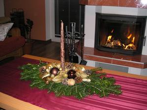 Ikebana na stôl
