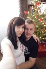Náš první společný vánoční stromeček a trička jako dárek :-)