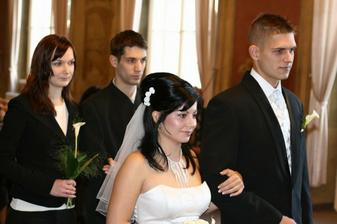 ...posloucháme projev...