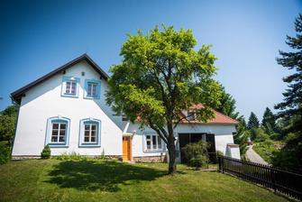 Bořetínský statek v obci Bořetín na rozmezí Jižních Čech a Vysočiny