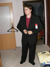 tak už máme oblek...konecne...jeste kremovou kosili :-)