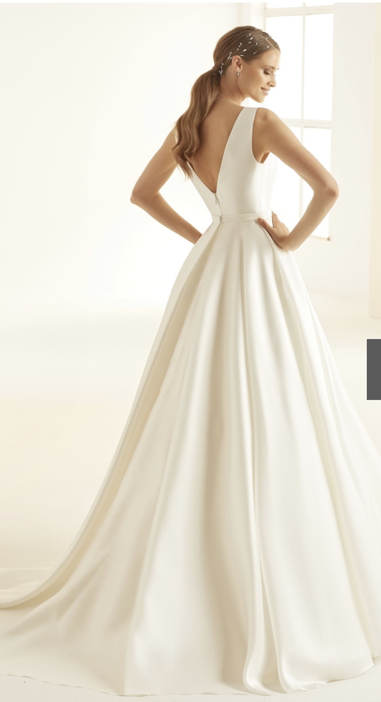 Svatební šaty Bianco šampaň 42-44 - Obrázek č. 1