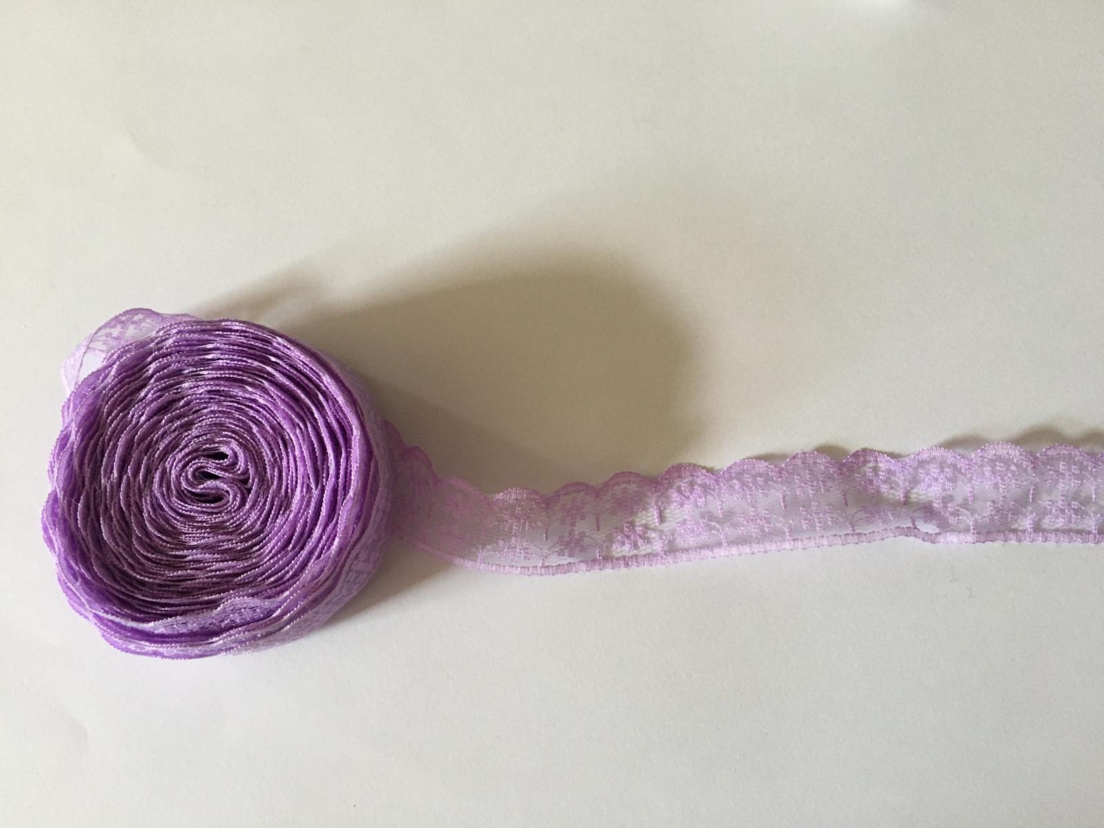 Dekorační stuha krajka 2 cm fialová lila levandulová NOVÉ - Obrázek č. 1