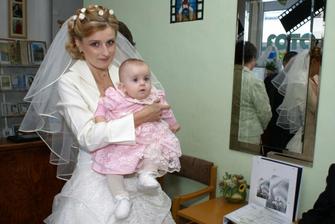 cakanie vo fotosluzbe s malou neterou