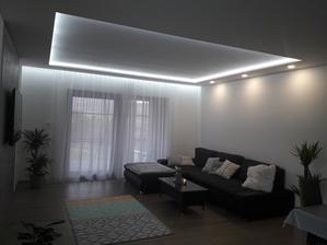 dočasný konferenčný stolík z exterieroveho setu :)
