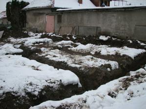 Prvý výkop - október 2008
