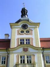 věž