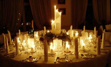 a vela vela romantickych sviecok