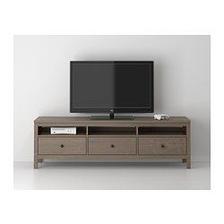 Dalo to práci sehnat Hemnes v této barvě - už se neprodává, ale na bazarech už se pomalu tato serie začíná objevovat.