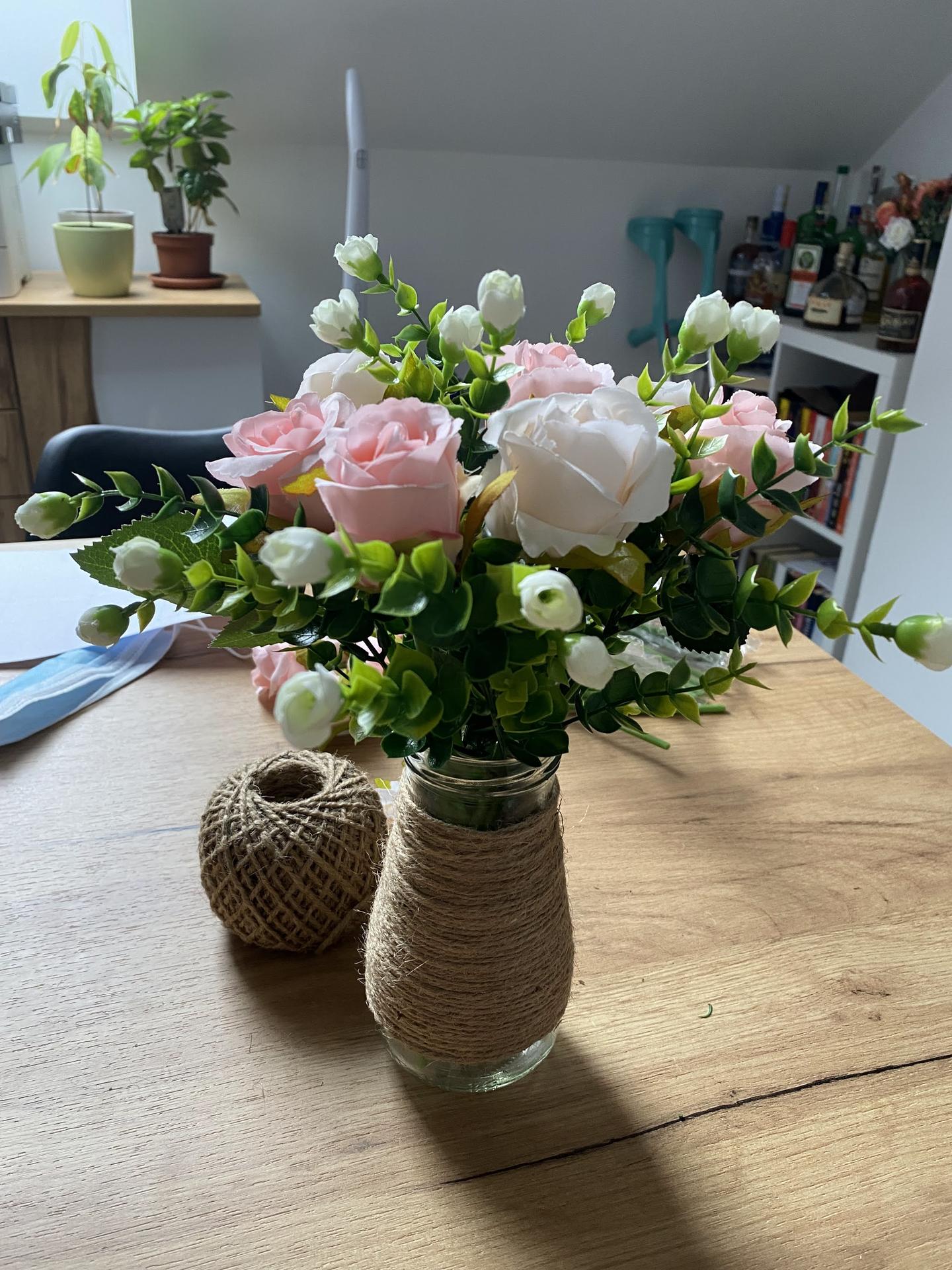 Přípravy - Květiny na stůl