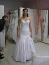 Maggie Sottero - Jovi na mne