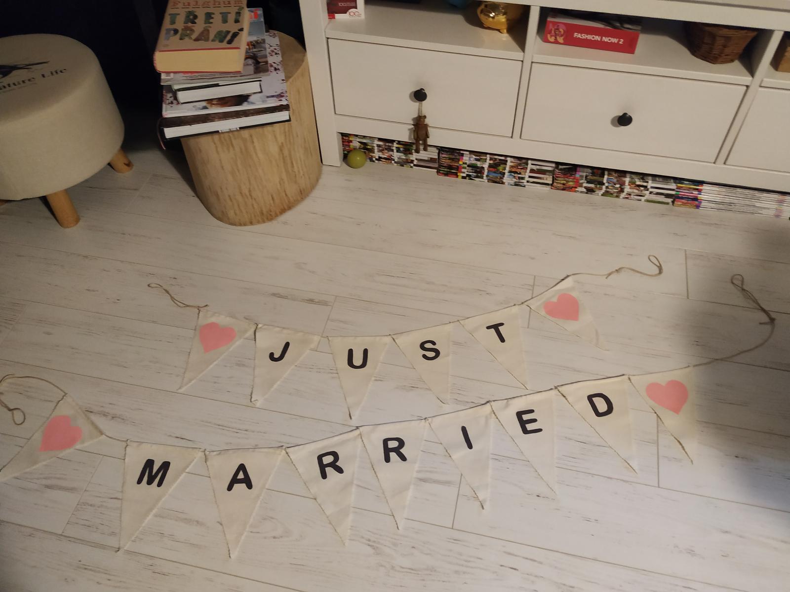 Vlaječky Just Married - Obrázek č. 1