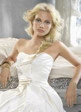 Alvina Valenta