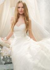 Alvina Valenta