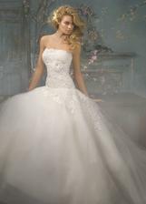 Alvina Valenta