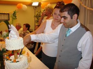 Krájanie torty po polnoci, bola skvelá